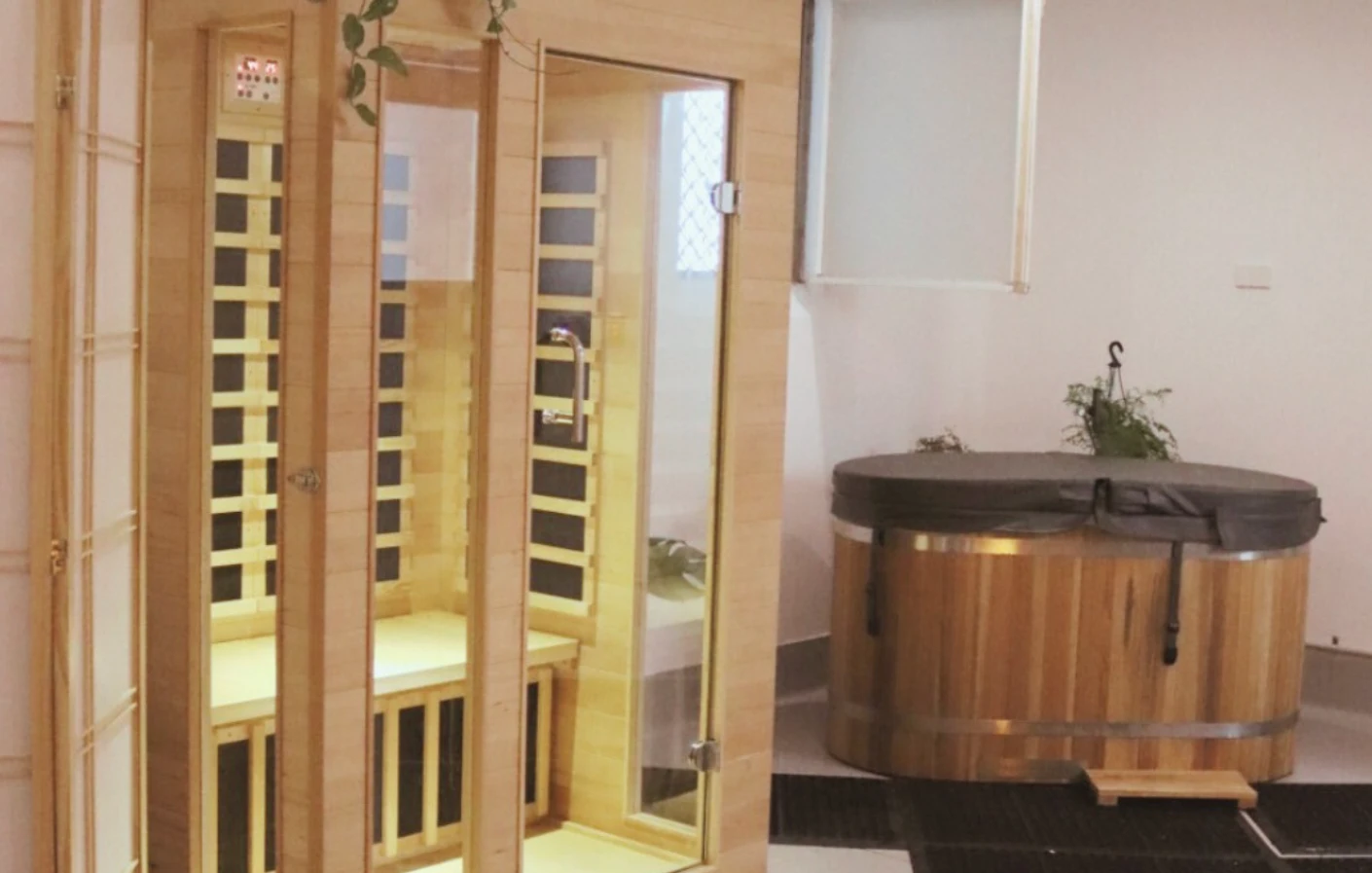 Koworks sauna and cold plunge