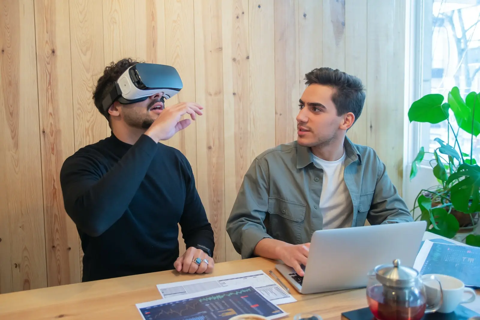 Metaverse Virtual Meetings in Coworking Space